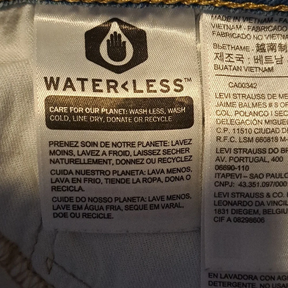 Men Levi's Blue Straight Jeans Classic Denim 510.  W34 L30 - Picture 4 of 5